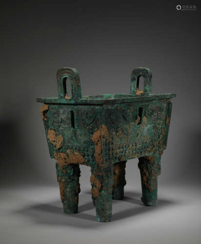 Bronze tetrapod tripod of shang Dynasty