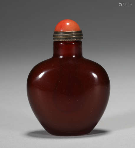 Blood purp snuff bottle from qing Dynasty
