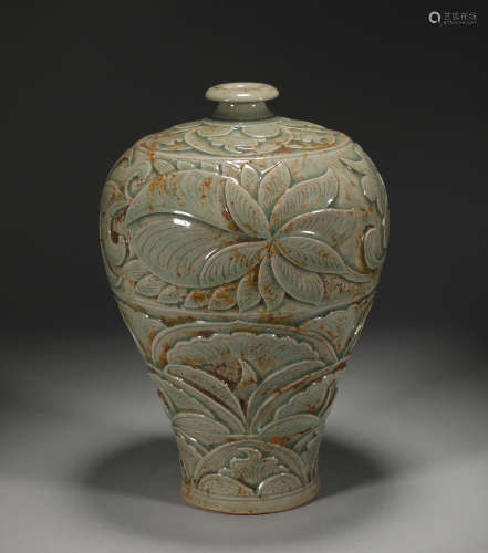 Song Dynasty Yaozhou tick flower plum vase