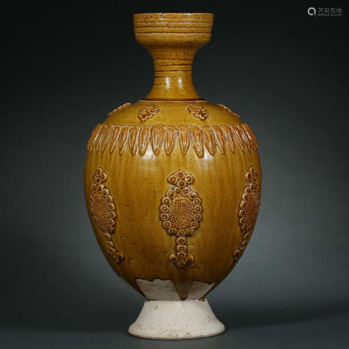 Tang Dynasty,Yellow Glaze Handicap Bottle