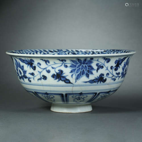 Ming Dynasty,Blue and White Flower Pattern Bowl