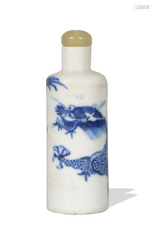 Chinese Blue and White Dragon Snuff Bottle, 19th