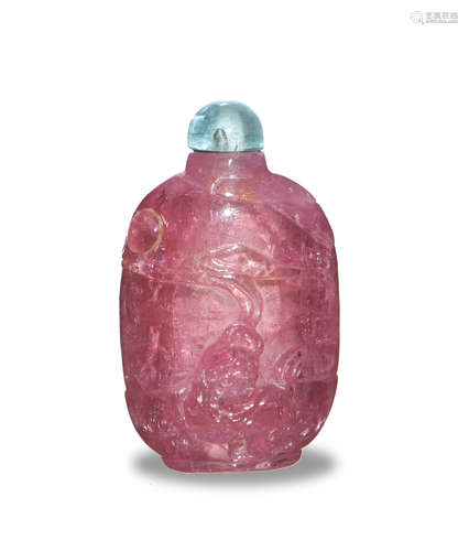 Chinese Tourmaline Snuff Bottle with Lion, 19th Century