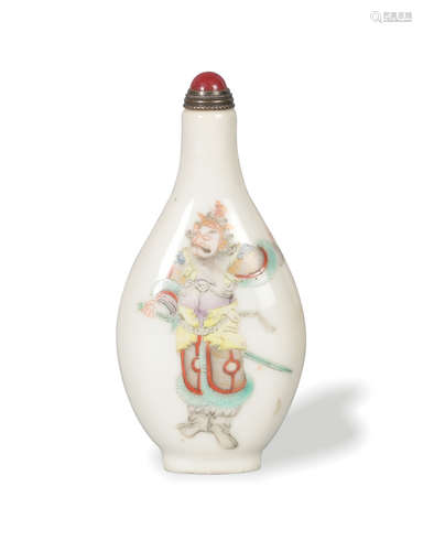 Chinese Famille Rose Snuff Bottle, 19th Century