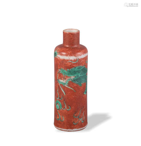 Chinese Red and Green Dragon Snuff Bottle, 19th Century