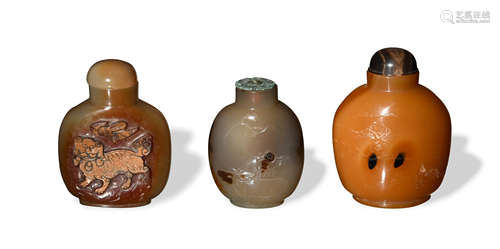 Group of 3 Agate and Glass Snuff Bottles, 19th Century