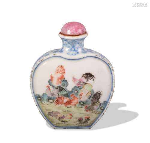 Chinese Famille Rose Chicken Snuff Bottle, 19th Century