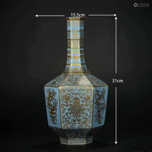 Blue grapefruit depicting jinshou character bottle    蓝柚描...