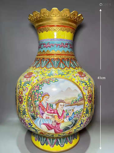 Qianlong year of the Great Qing Dynasty made enamel color We...