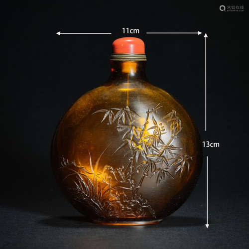 Amber snuff bottle   琥珀鼻烟壶