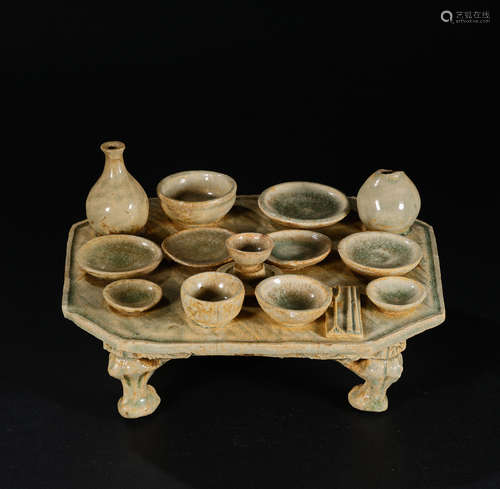 Goguryeo porcelain dining table   高丽瓷餐桌