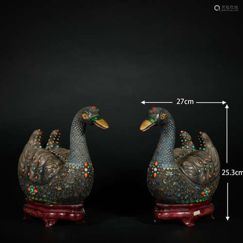 Silver gilt set gemstone duck pair 银鎏金镶宝石鸭子一对