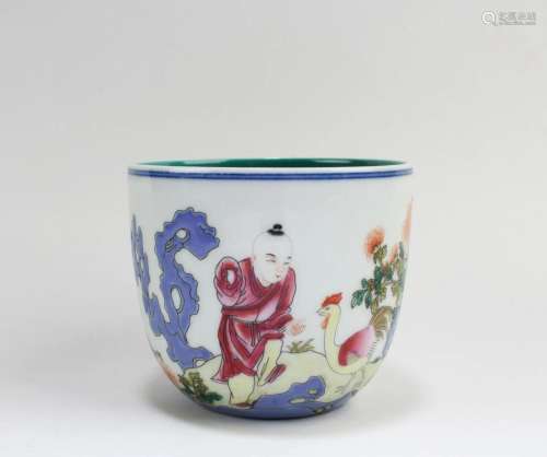 Chinese Famille Rose Porcelain Cup Chinese Famille Rose Porc...