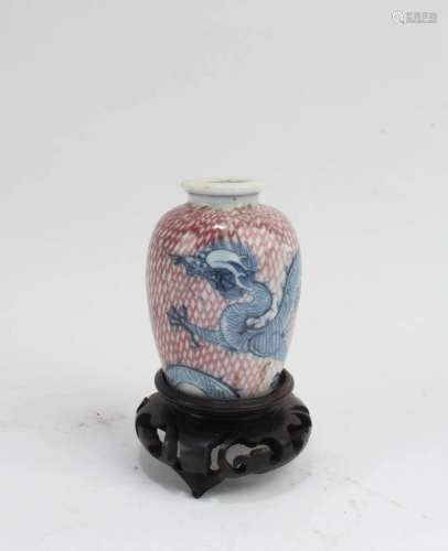 Chinese Antique Porcelain Vase Chinese Antique Porcelain Vas...
