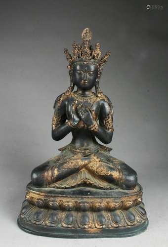 Chinese Gilt Bronze Bodhisattva Statue Chinese Gilt Bronze B...