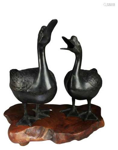 Two Bronze Duck Statues Two Bronze Duck Statues. Comes fitte...