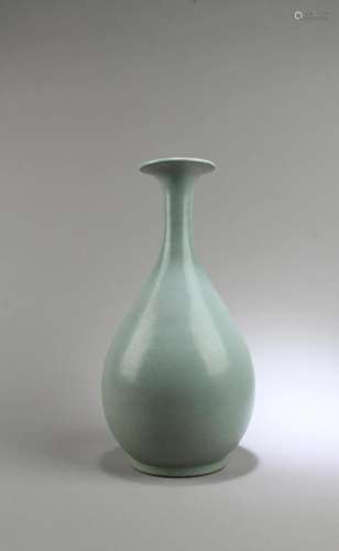 Chinese Ruyao Vase Chinese Ruyao Vase. Height: 11"