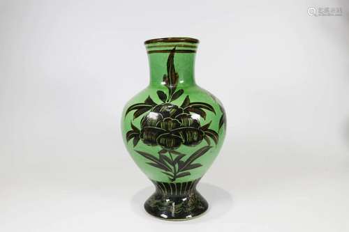 Green Glaze Floral Vase