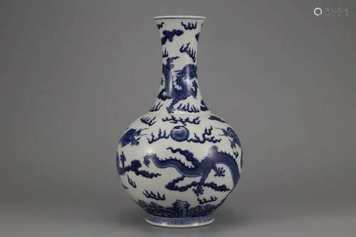 BLUE AND WHITE DRAGON BOTTLE VASE