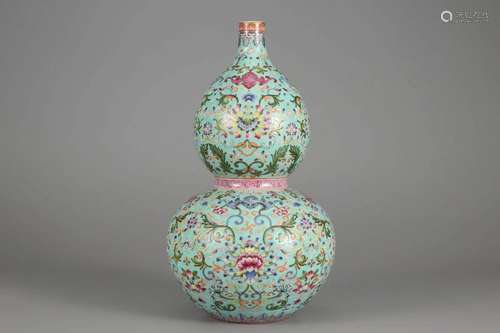 TURQUOISE-GLAZE FLORAL GOURD-SHAPE VASE