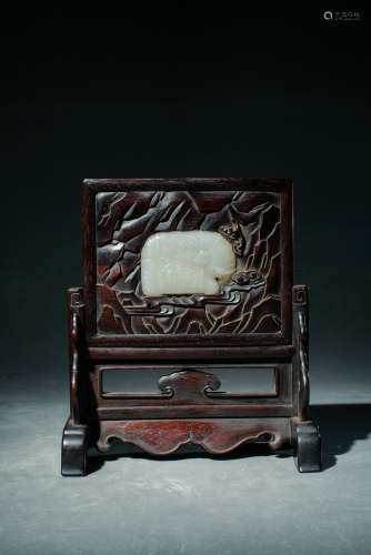 Qing Dynasty Rosewood With Hetian Jade 