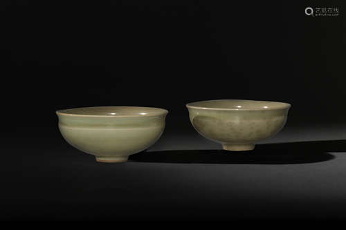 Pair of Chinese Longquan Bowls, Song Dynasty