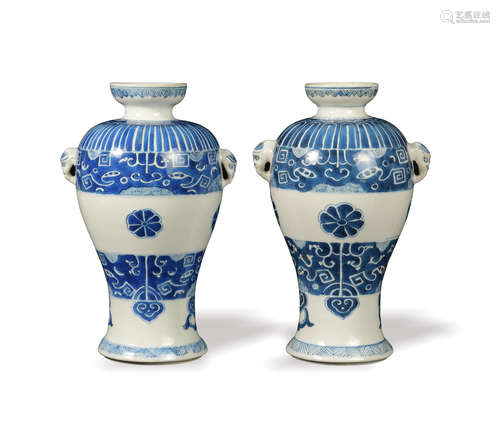 Pair of Chinese Blue and White Taotie Vases, 17-18th