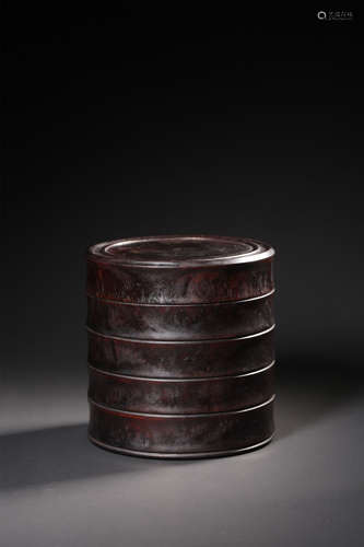 A CARVED ROSEWOOD BOX ,QING DYNASTY