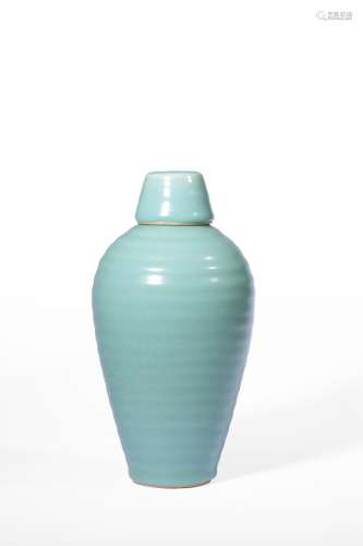 A LONGQUAN CELADON RIBBED MEIPING,SONG DYNASTY