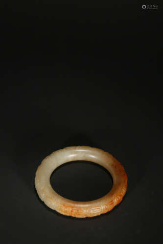 A WHITE JADE BANGLE,QING DTNASTY