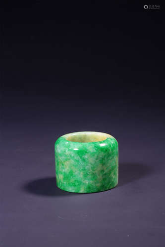 A JADEITE ARCHER'S RING,QING DYNASTY