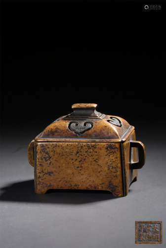 A BRONZE DOUBLE HANDLES CENSER,XUANDE MARK,QING DYNASTY