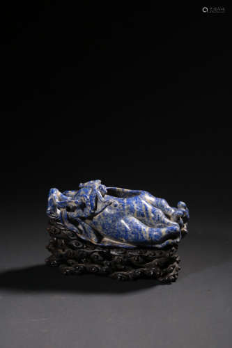 A LAPIS LAZULI WATERPOT ON A ROSEWOOD STAND,QING DYNASTY