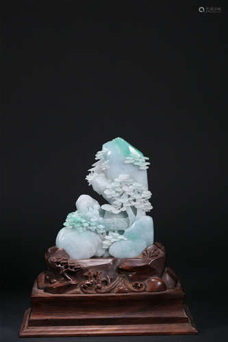 A JADEITE CARVING,QING DYNASTY