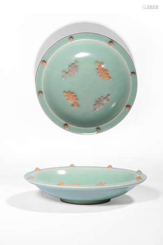 A LONGQUAN CELADON‘FISH’DISH,SONG DYNASTY