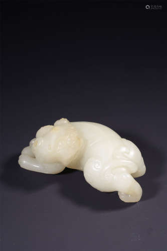 A WHITE JADE MYTHICAL BEAST,QING DYNASTY