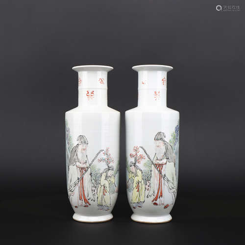 A pair of Qian jiang cai 'figure' vase