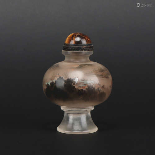 A crystal snuff bottle