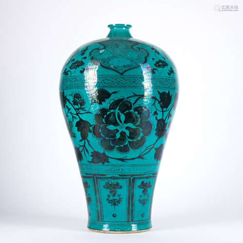 A blue and white green glazed 'floral' Meiping