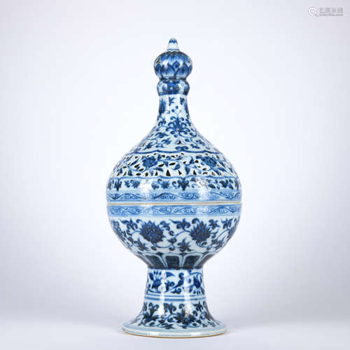 A blue and white 'floral' censer