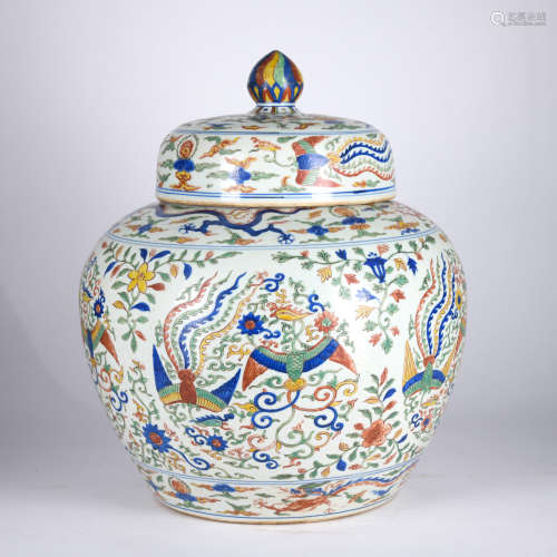 A Wu cai 'phoenix' jar and cover