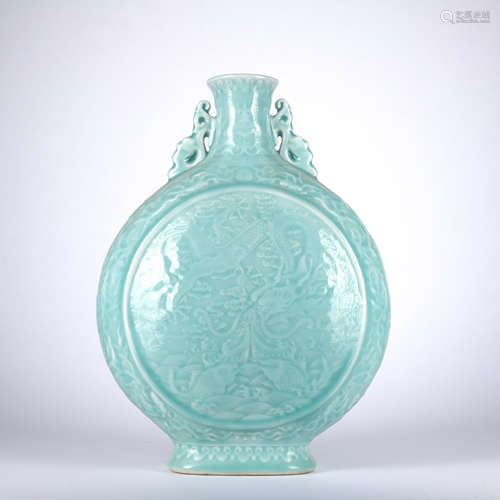 A celadon-glazed 'dragon' vase