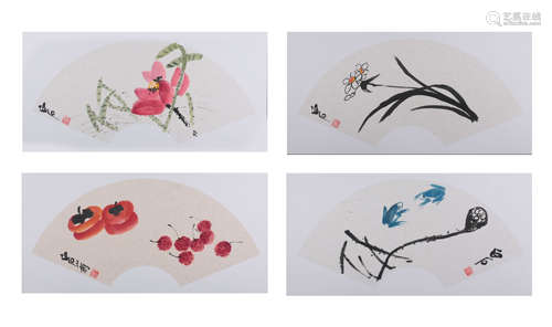 A SET OF FOLDING FAN
QI BAISHI MARK