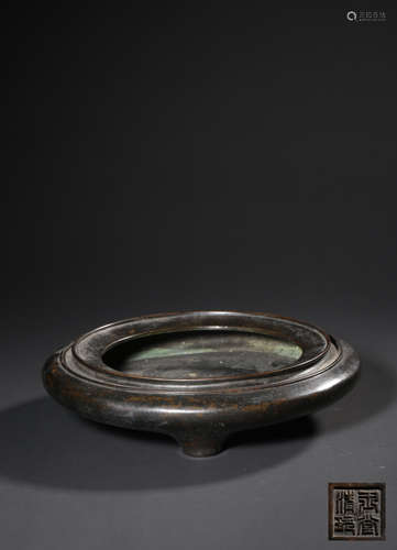 A BRONZE TRIPOD CENSER,QING DYNASTY