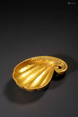 A GILT-BRONZE BRUSH-LICKER，QIANLONG PERIDO