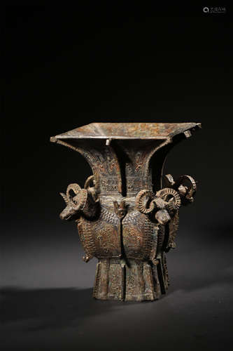 A BRONZE‘SHEEP’VESSEL,WESTERN ZHOU DYNASTY