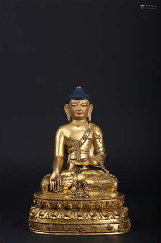 A GILT-BRONZE FIGURE OF SHAKYAMUNI,QING DYNASTY