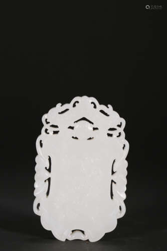 A WHITE JADE PENDANT,QING DYNASTY