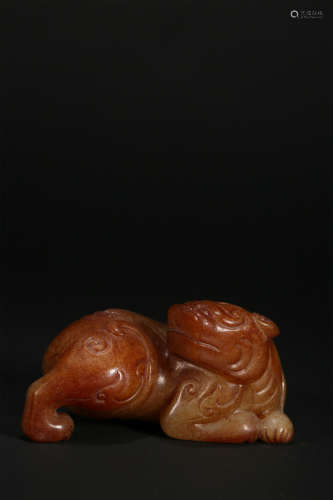 A WHITE AND RUSSET JADE MYTHICAL BEAST,QING DYNASTY