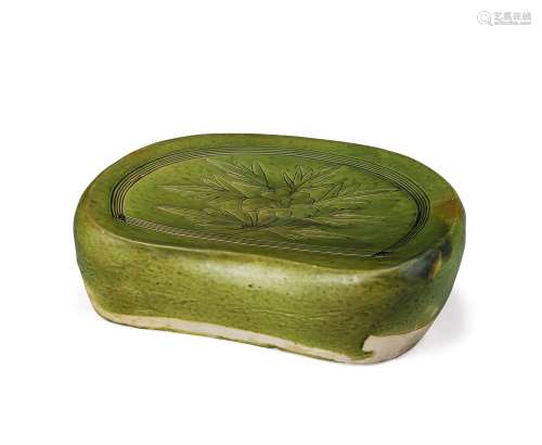 宋 綠釉花卉紋豆形枕